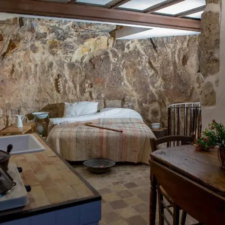 Degli Avi 2, Antico Abitare In Grotta Modica