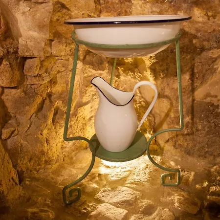 Degli Avi 2, Antico Abitare In Grotta Aparthotel *