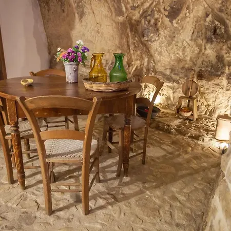 Aparthotel Degli Avi 2, Antico Abitare In Grotta *