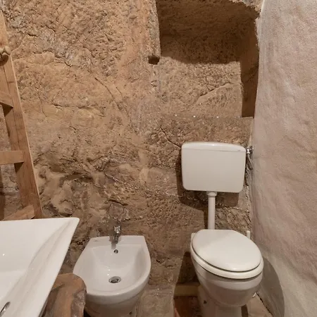 Aparthotel Degli Avi 2, Antico Abitare In Grotta Modica