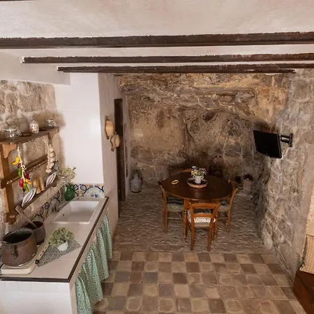 Degli Avi 2, Antico Abitare In Grotta Aparthotel Modica