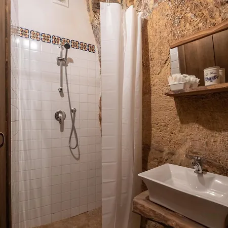 Aparthotel Degli Avi 2, Antico Abitare In Grotta